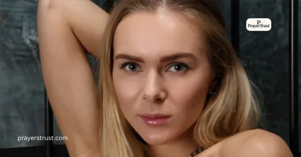 How Karissa Stevens Makes Money