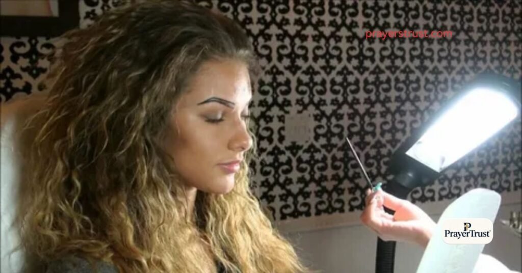 Lolo Wood Personal Life